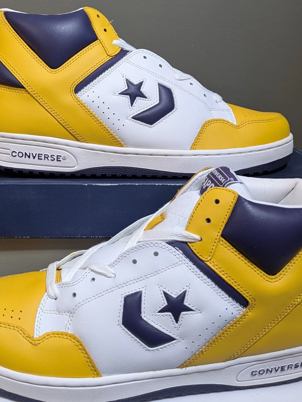 Converse Weapon Hi Basketball Leather Men's Size 13 Sneakers – Style 1H776 –